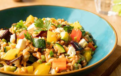 Risoni aus Hülsenfrüchten mit frischem Gemüse – schnell zubereitet, vegan und voller Geschmack!